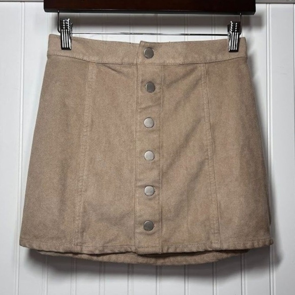 Express Skirt Beachy Earthy Y2K Coquette Beige Suede Button Down Women's 0 Mini